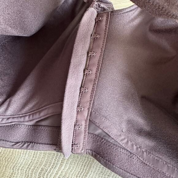 Livi Active Front-Close No-Wire Sports Bra Sparrow 44H NEW - Picture 6 of 10